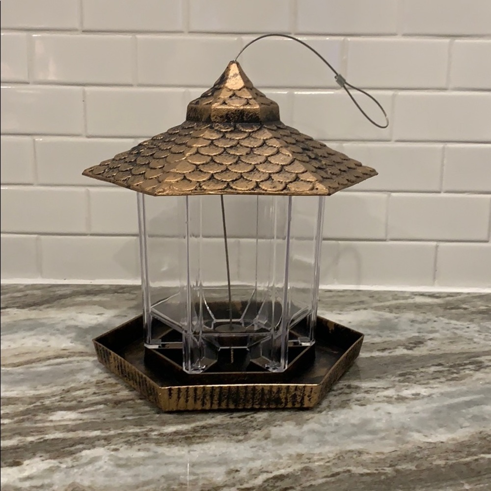 Pagoda Bird Feeder